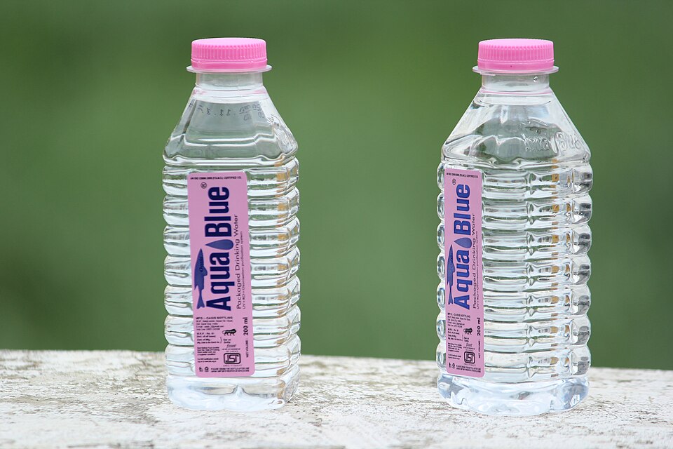 Bottled Water / ボトルウォーター — Reference photo / 参考写真