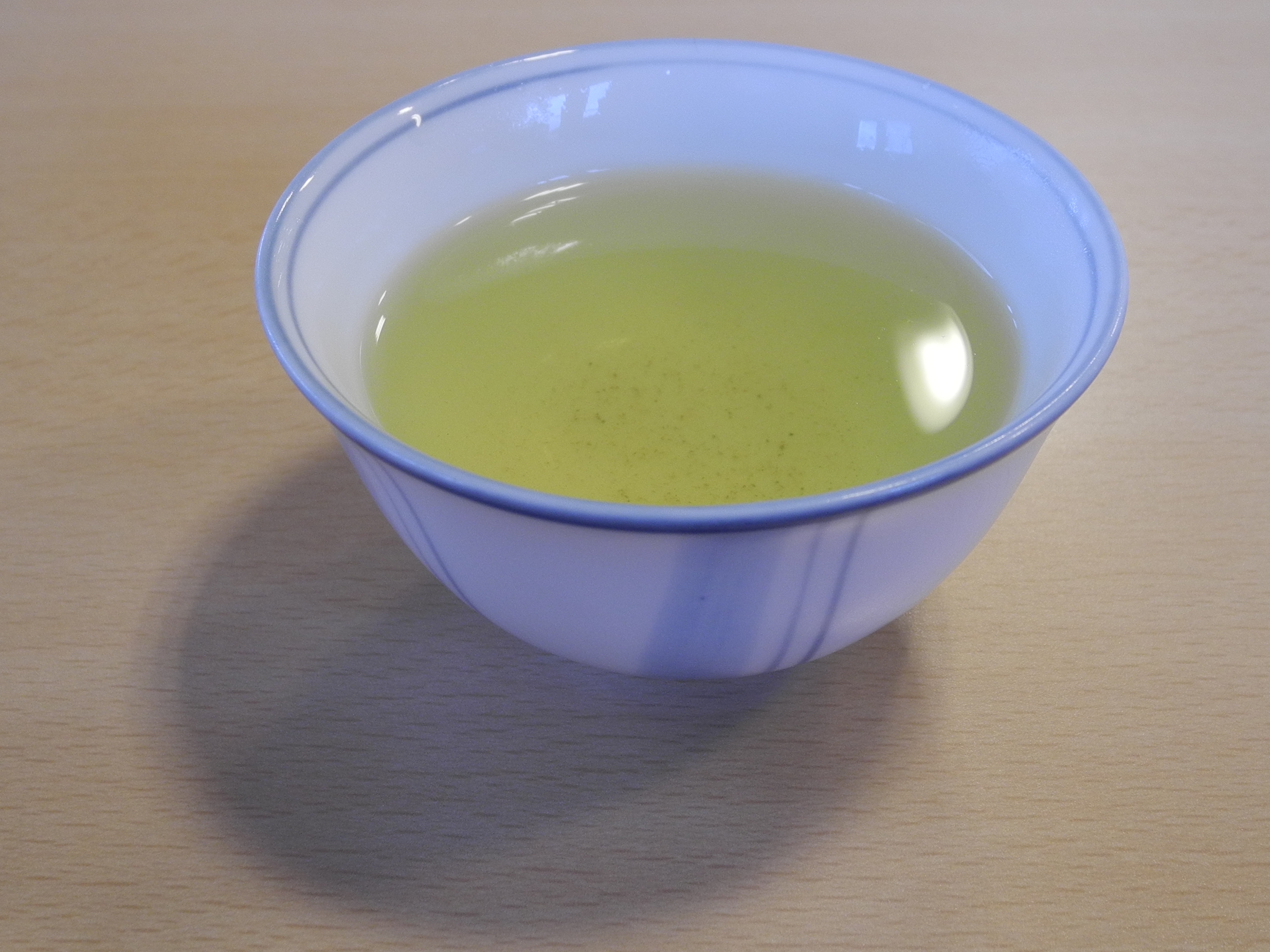 Green Tea / 緑茶 — Reference photo / 参考写真