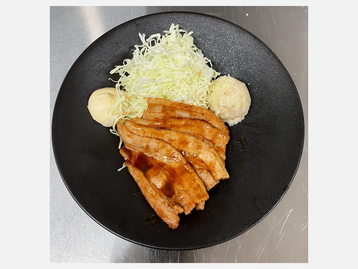 Japanese Ginger Pork / 生姜焼き (1/2)