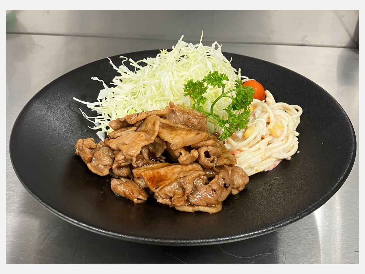 Japanese Ginger Pork / 生姜焼き (1/5)
