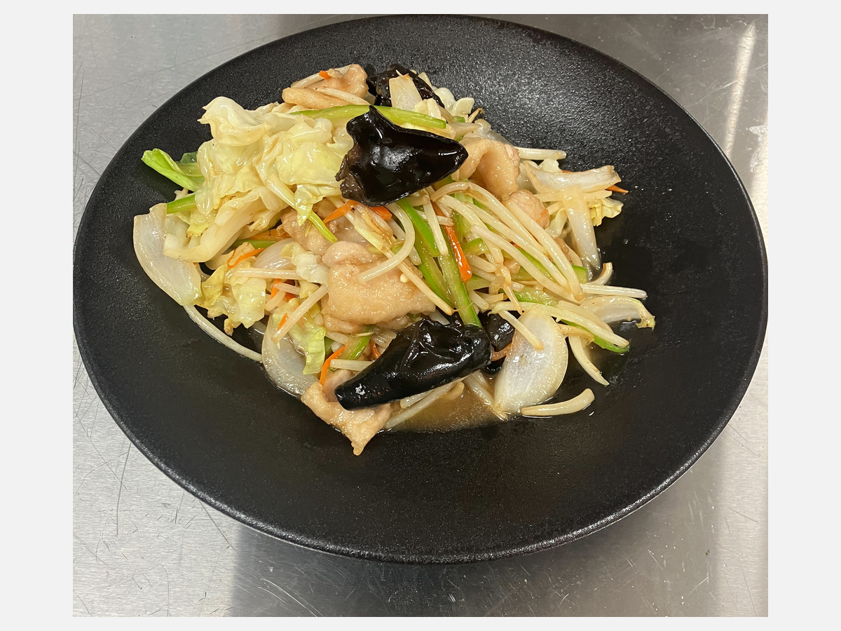 Stir-Fried Pork & Vegetables / 肉野菜炒め (1/7)