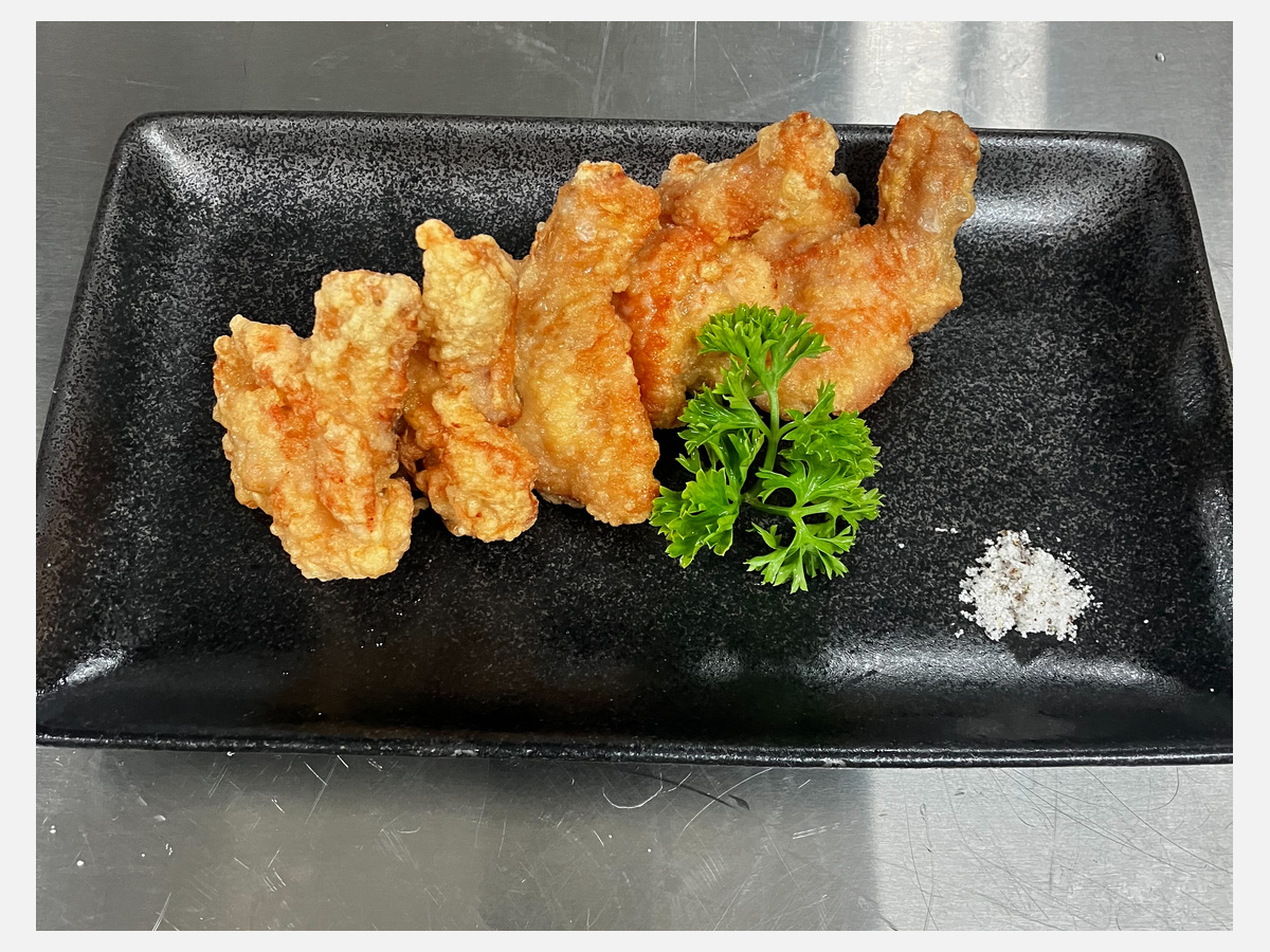 Japanese Fried Chicken Wings / 手羽唐揚げ (6/7)