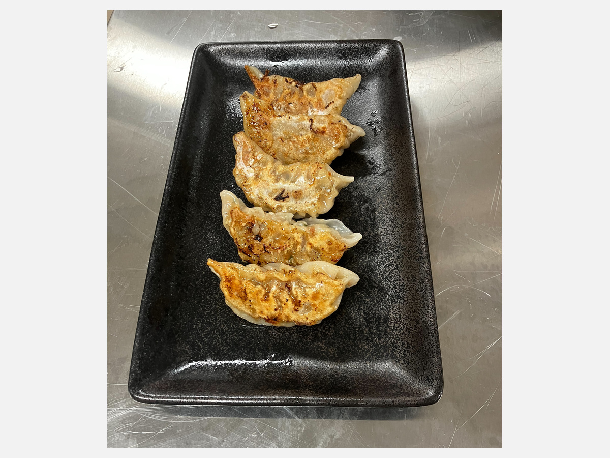 Kinke Gyoza / 餃子 (1/9)