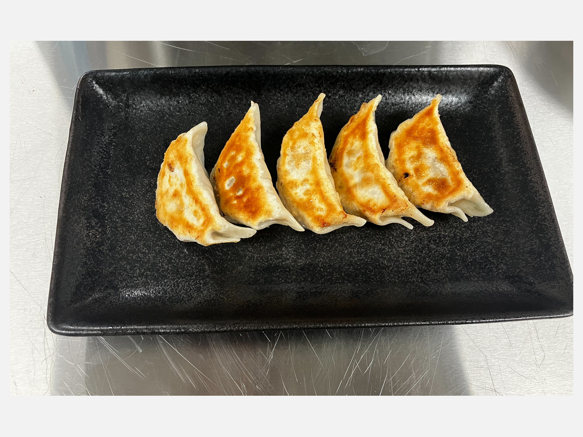 Kinke Gyoza / 餃子 (2/11)