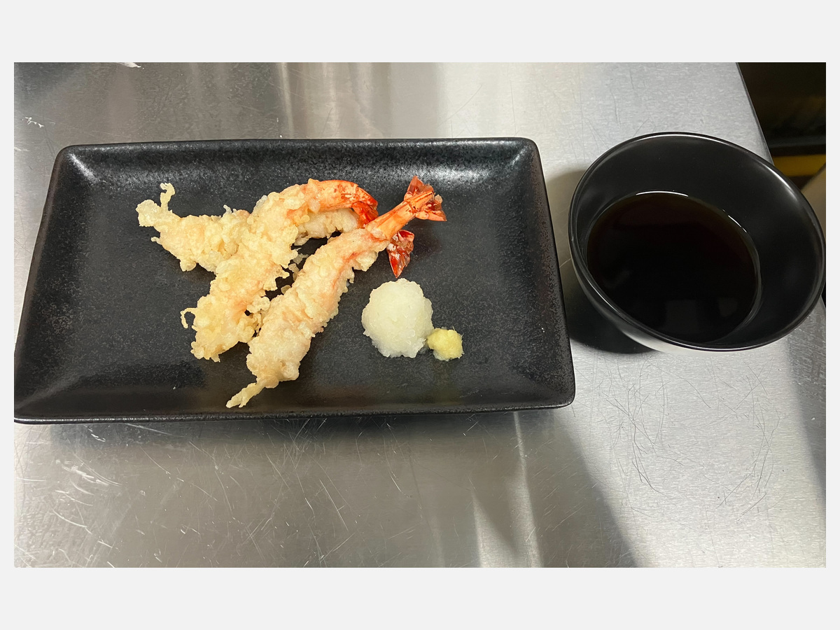 Jumbo Shrimp Tempura / 大エビ天ぷら (2/2)
